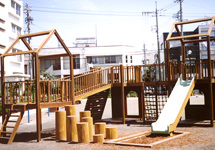 ユニット式木製大型遊具ユーカリハウス